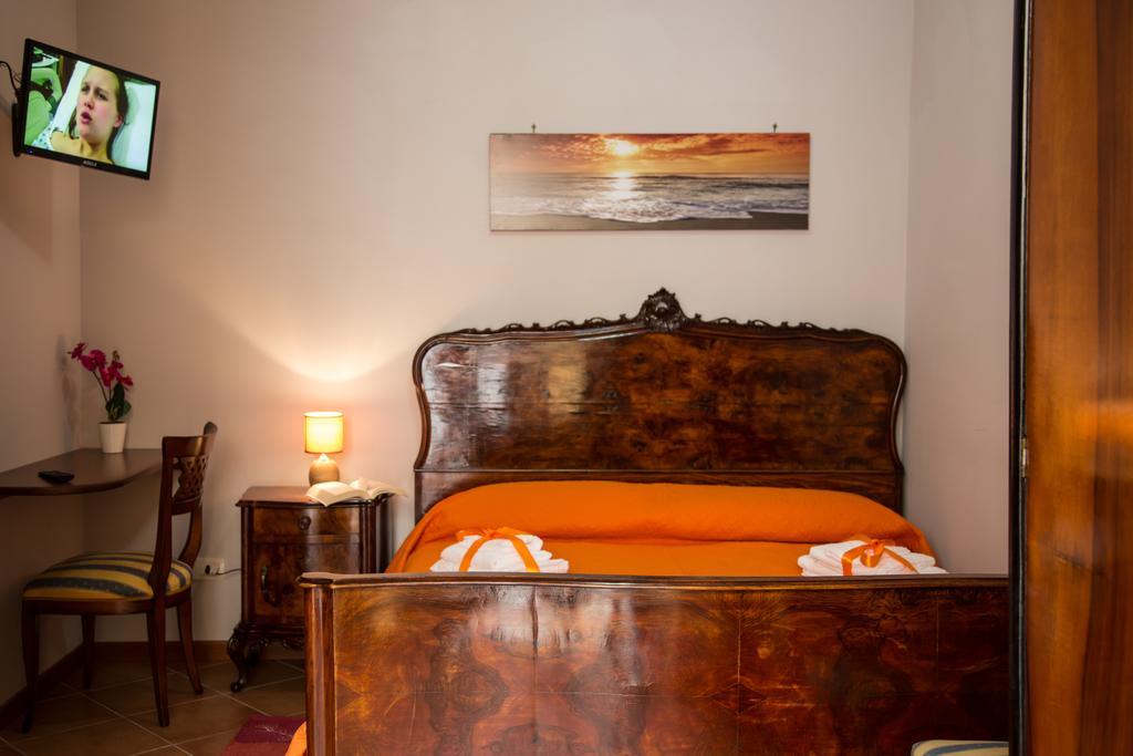 Hotel Le Stanze Del Re Lamezia Terme Habitación foto