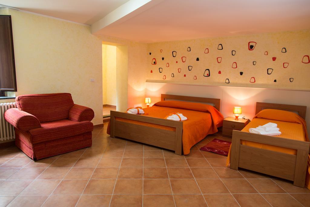 Hotel Le Stanze Del Re Lamezia Terme Habitación foto