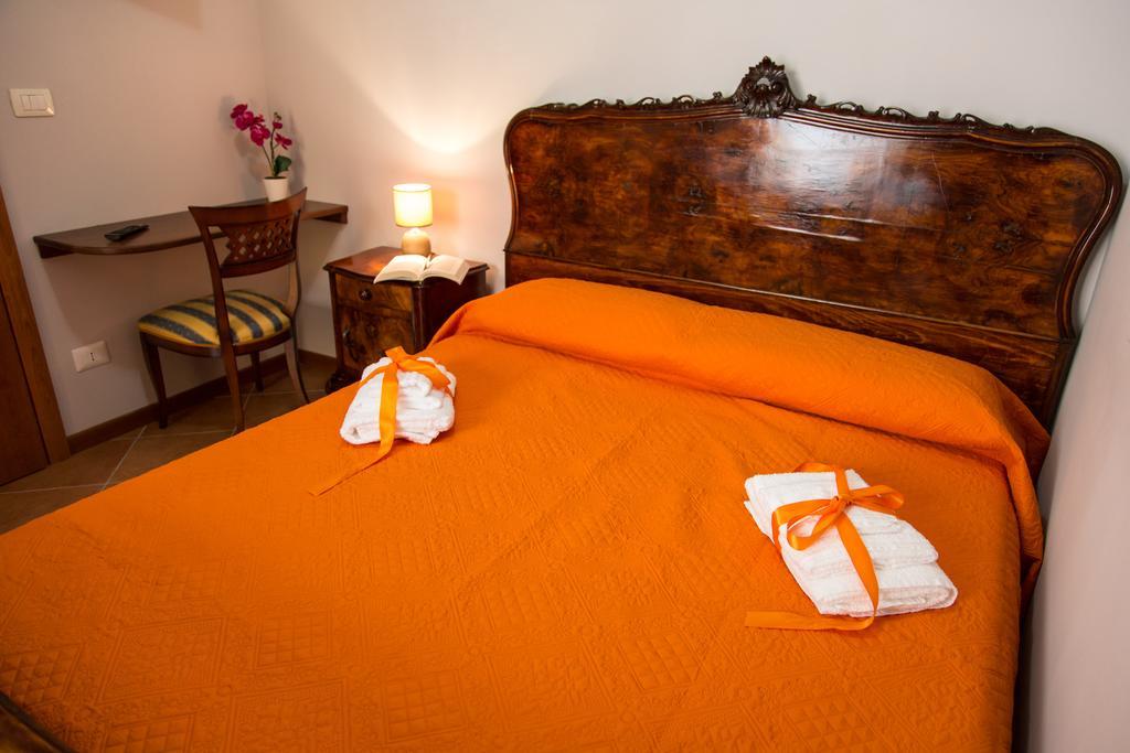 Hotel Le Stanze Del Re Lamezia Terme Habitación foto